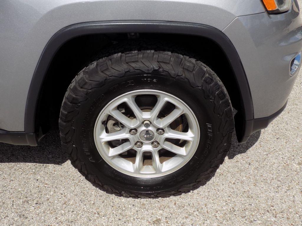 Jeep Grand Cherokee Laredo 4WD 2018