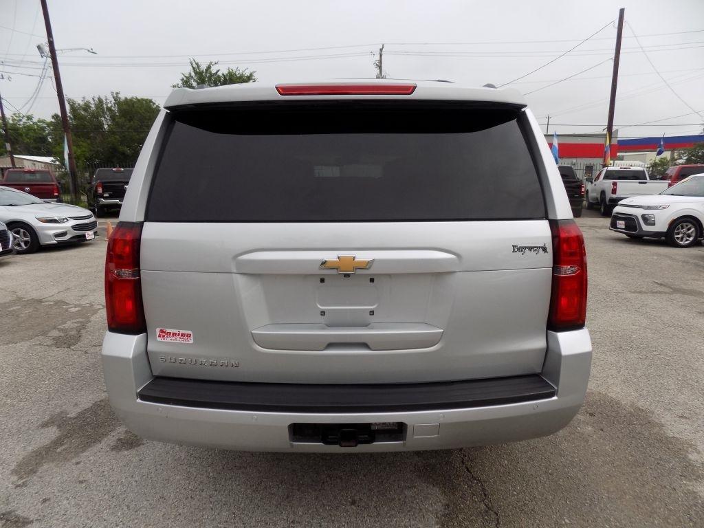 Chevrolet Suburban LT 2WD 2016