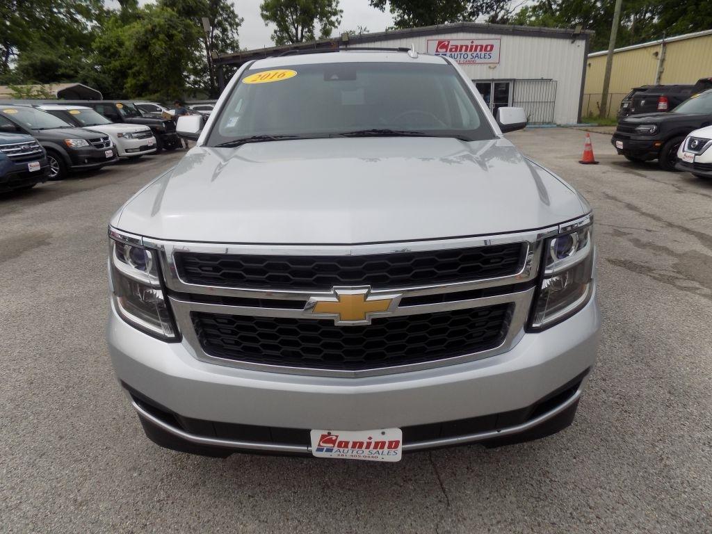 Chevrolet Suburban LT 2WD 2016