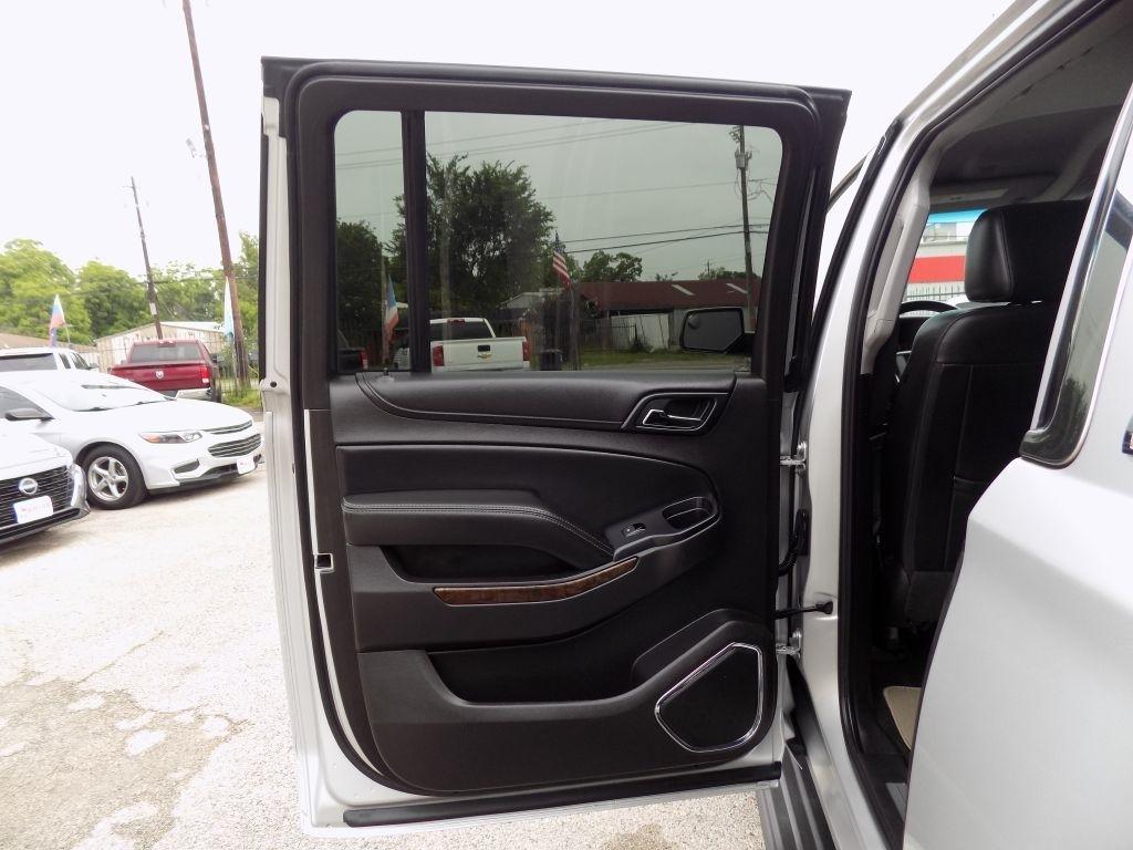 Chevrolet Suburban LT 2WD 2016