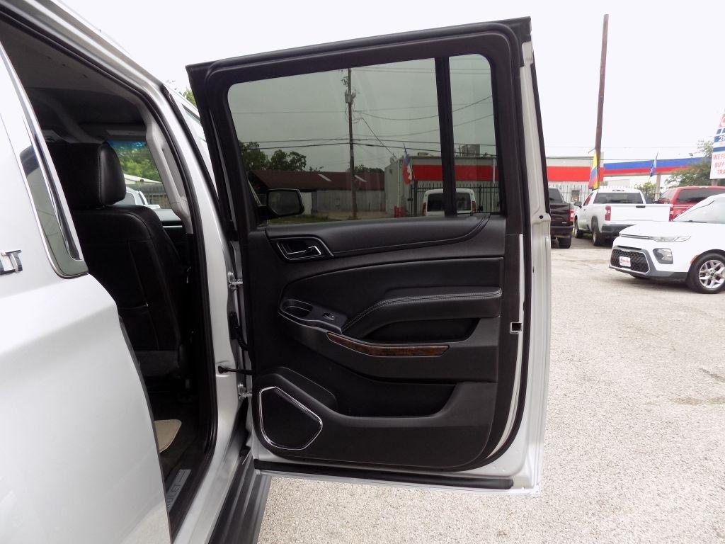 Chevrolet Suburban LT 2WD 2016