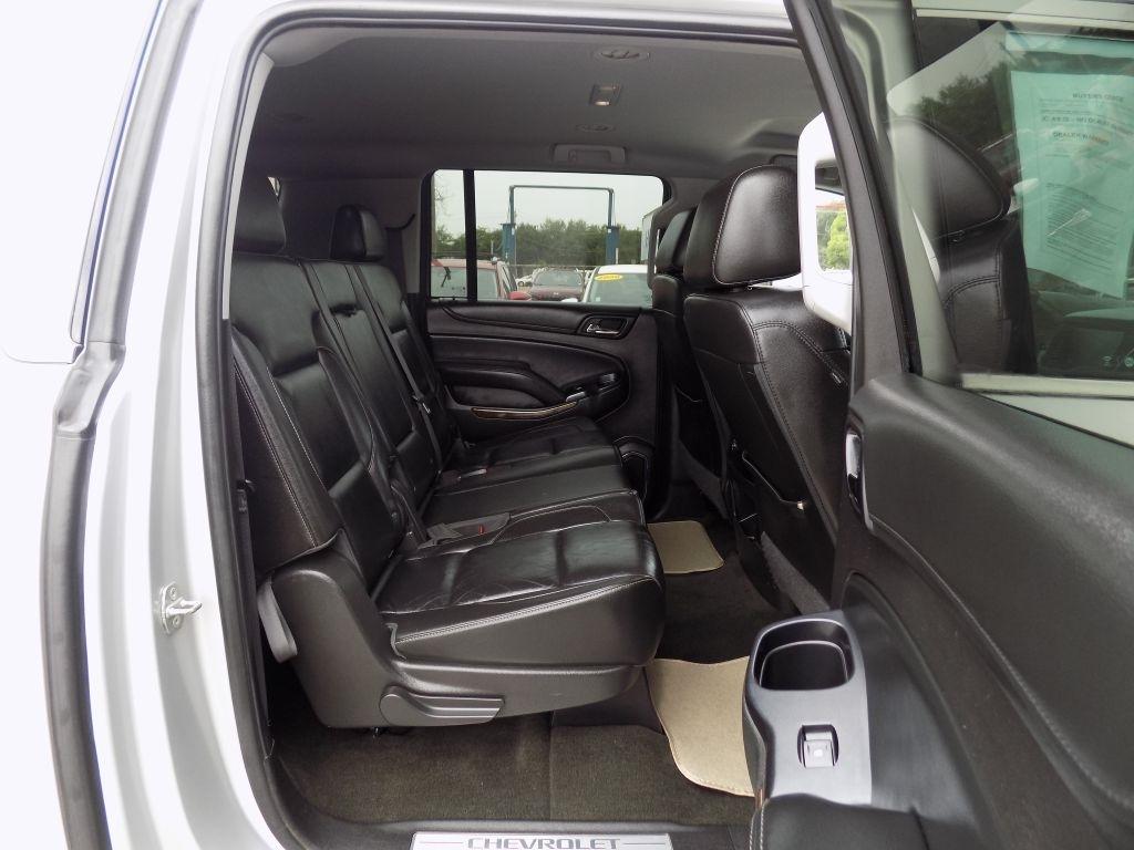 Chevrolet Suburban LT 2WD 2016
