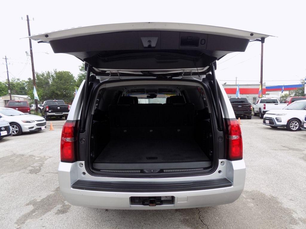Chevrolet Suburban LT 2WD 2016