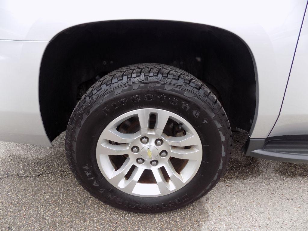 Chevrolet Suburban LT 2WD 2016