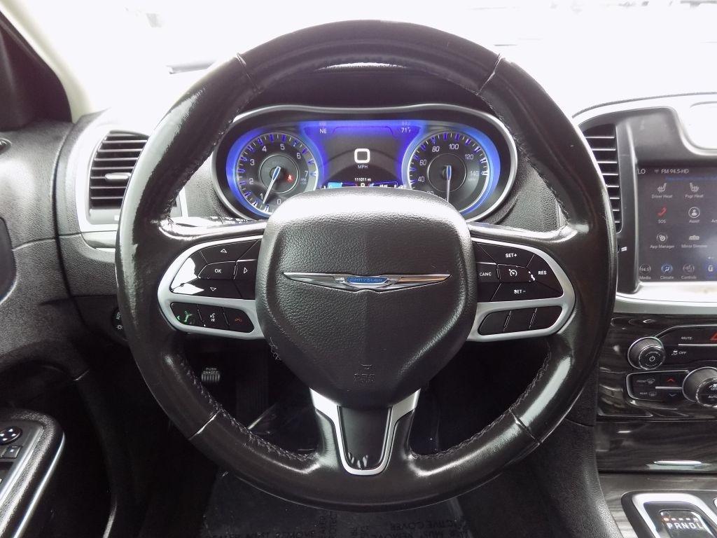 Chrysler 300 Touring 2021