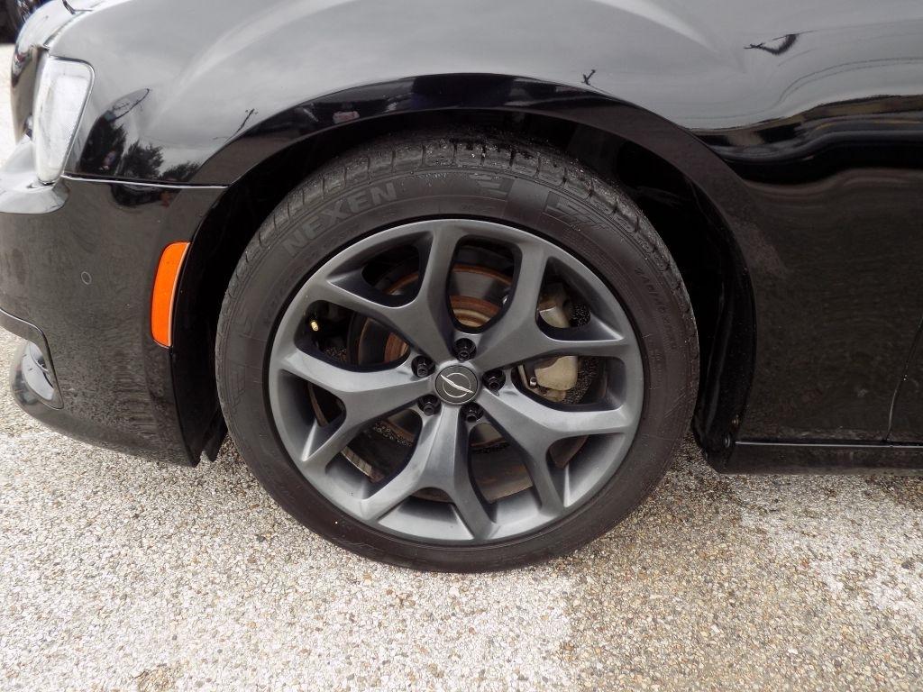 Chrysler 300 Touring 2021