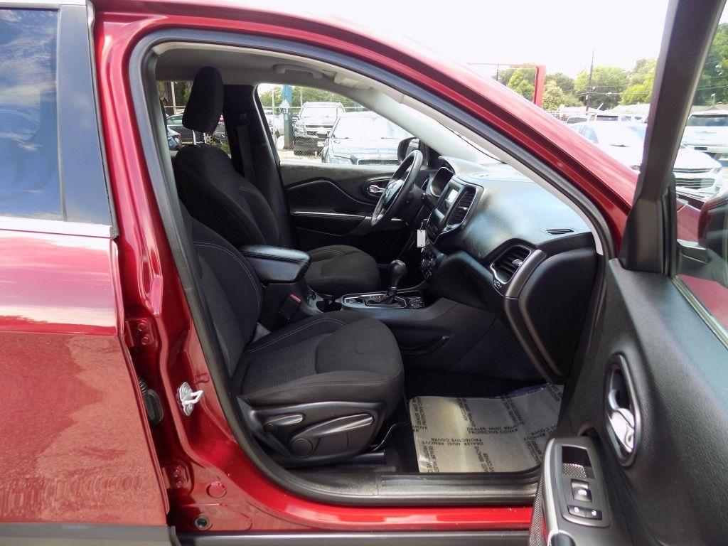 Jeep Cherokee Latitude FWD 2019