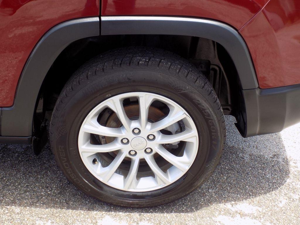 Jeep Cherokee Latitude FWD 2019