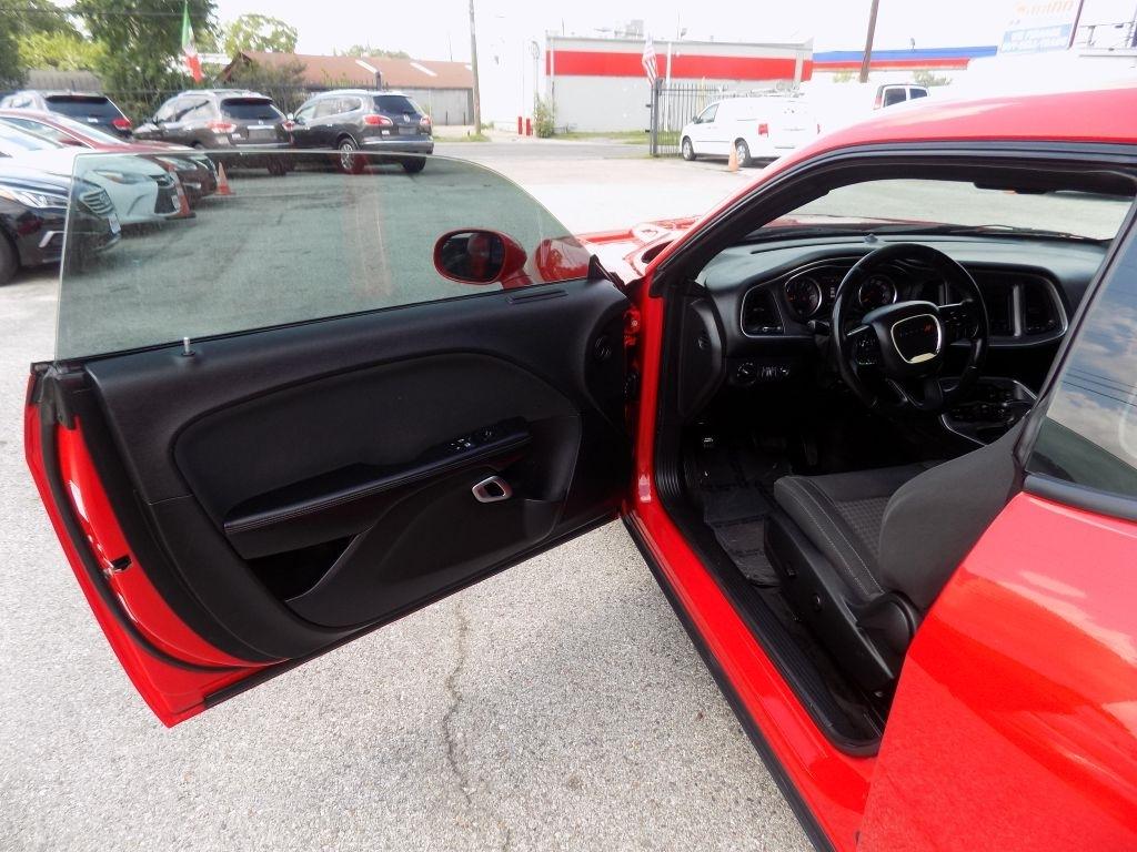 Dodge Challenger SXT 2019