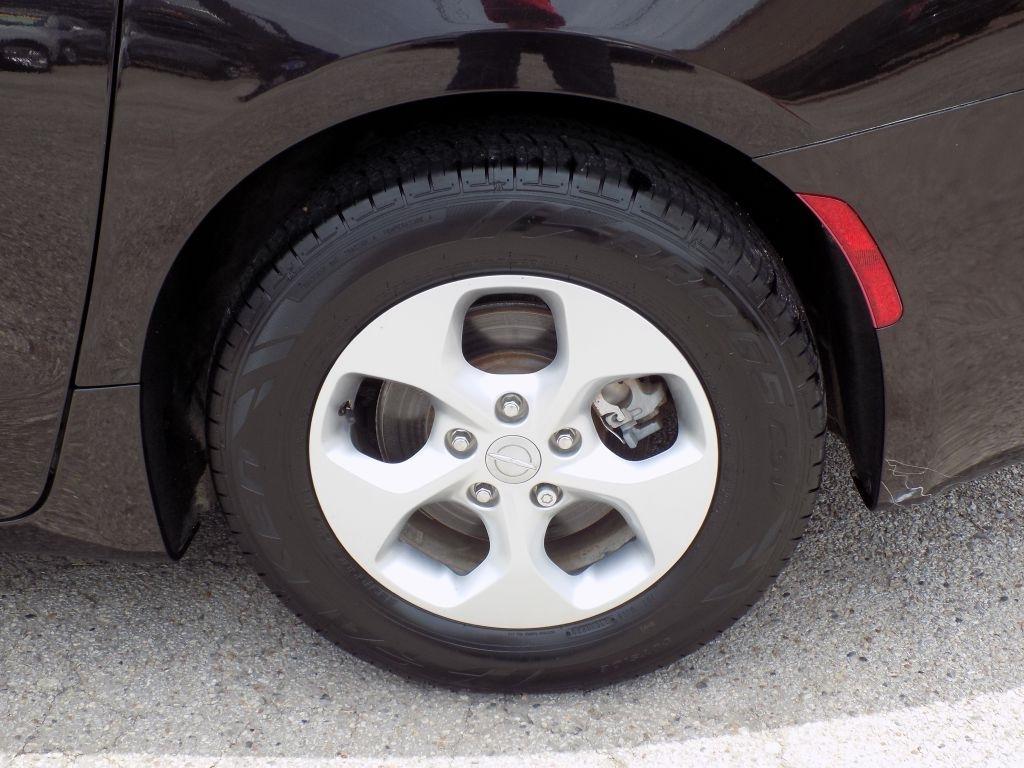 Chrysler Pacifica LX 2017