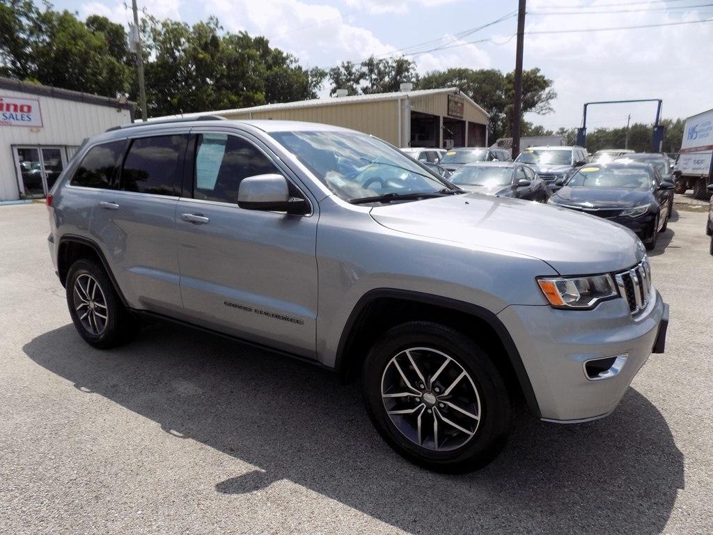 Jeep Grand Cherokee Laredo 2WD 2018
