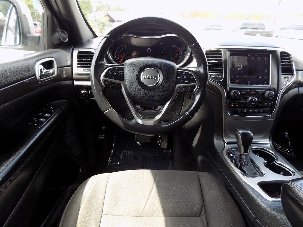 Jeep Grand Cherokee Laredo 2WD 2018
