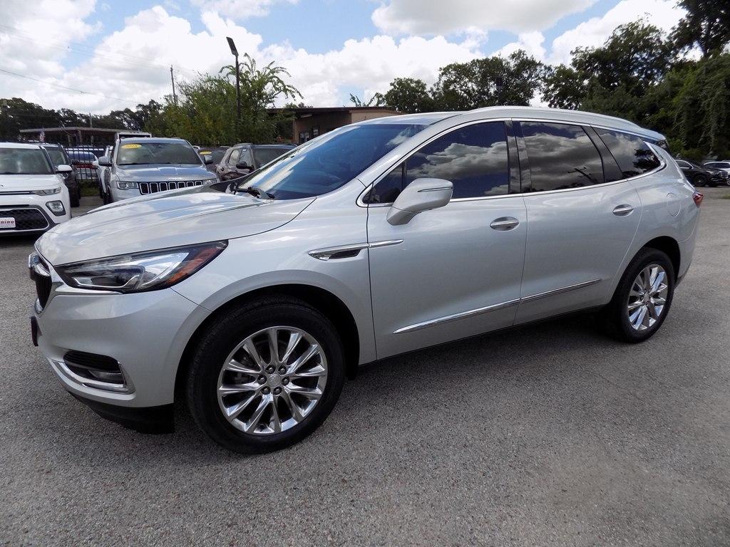 Buick Enclave Essence FWD 2020