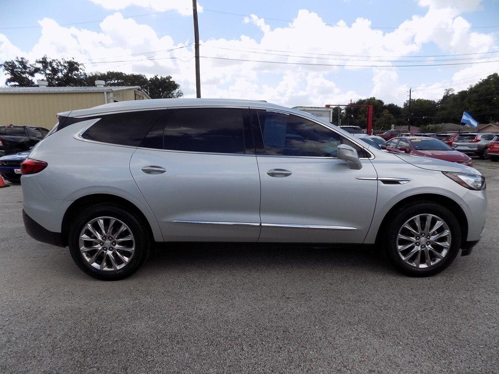 Buick Enclave Essence FWD 2020
