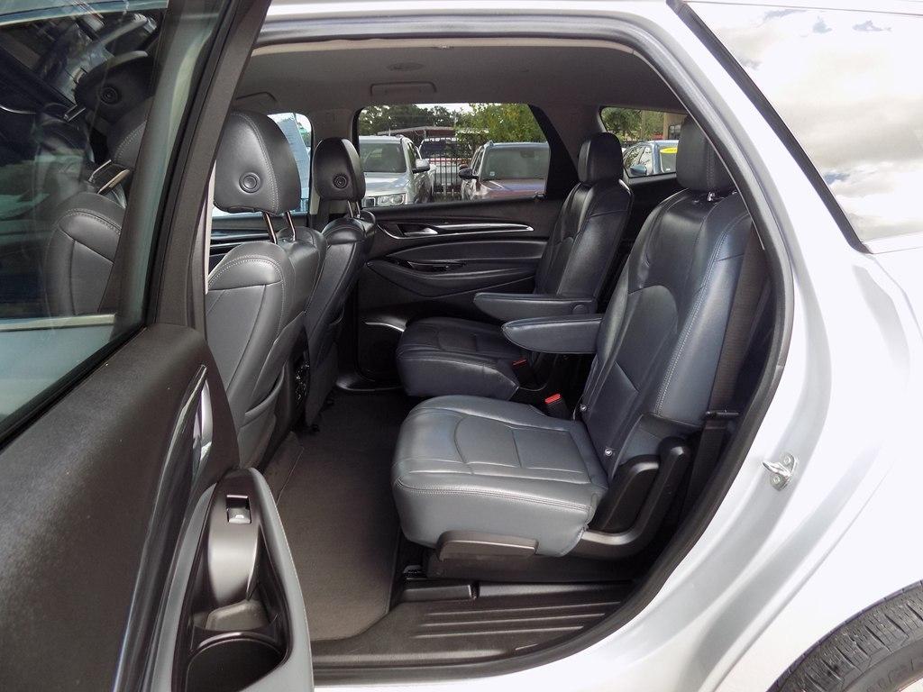 Buick Enclave Essence FWD 2020
