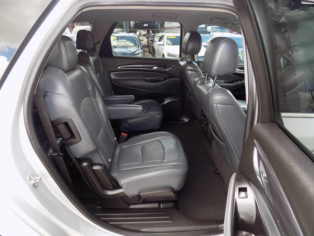 Buick Enclave Essence FWD 2020