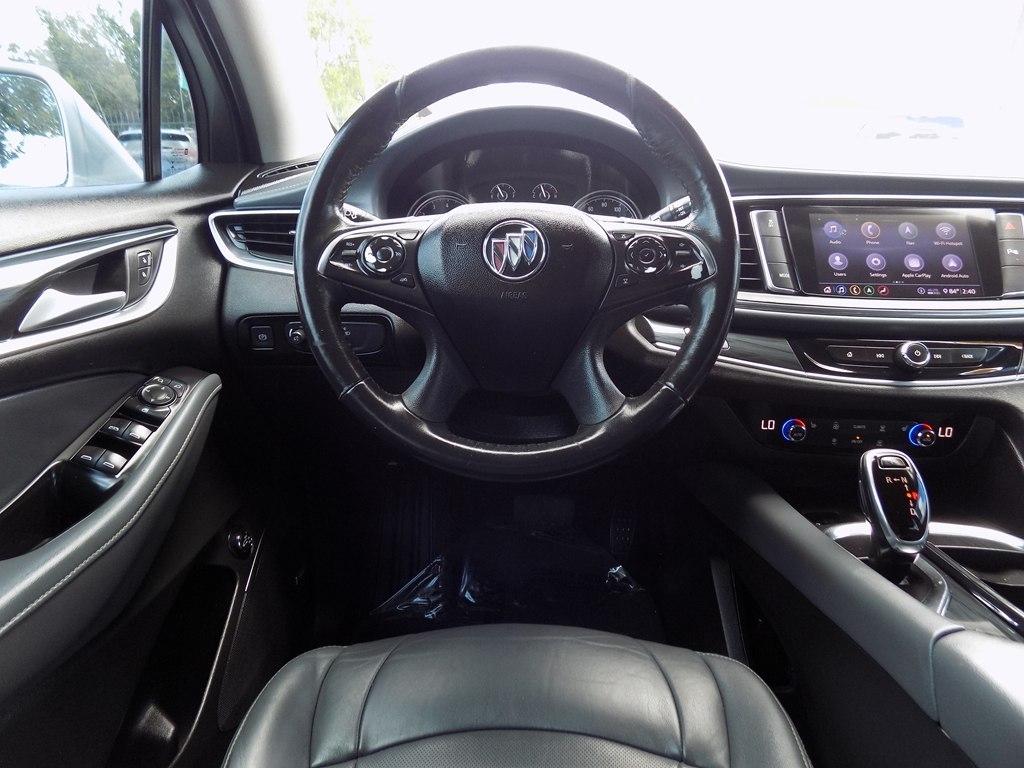 Buick Enclave Essence FWD 2020