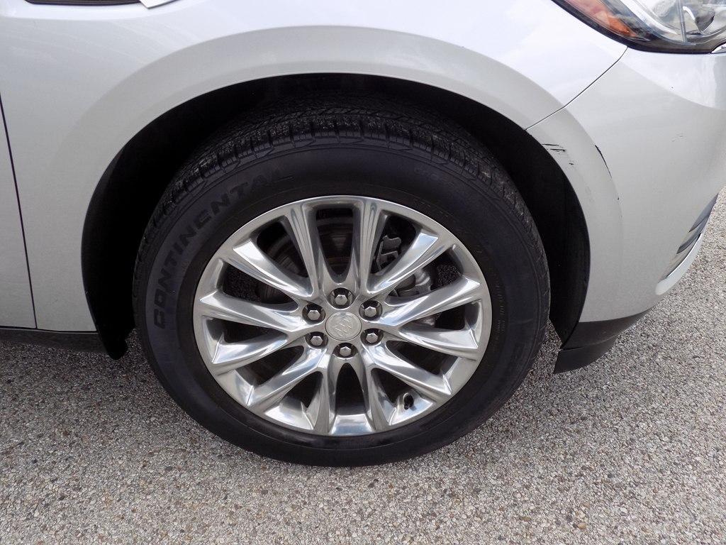 Buick Enclave Essence FWD 2020