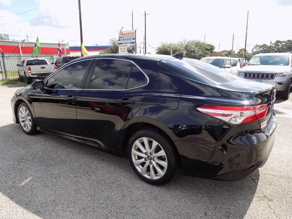 Toyota Camry LE 2020