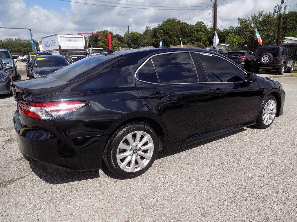 Toyota Camry LE 2020