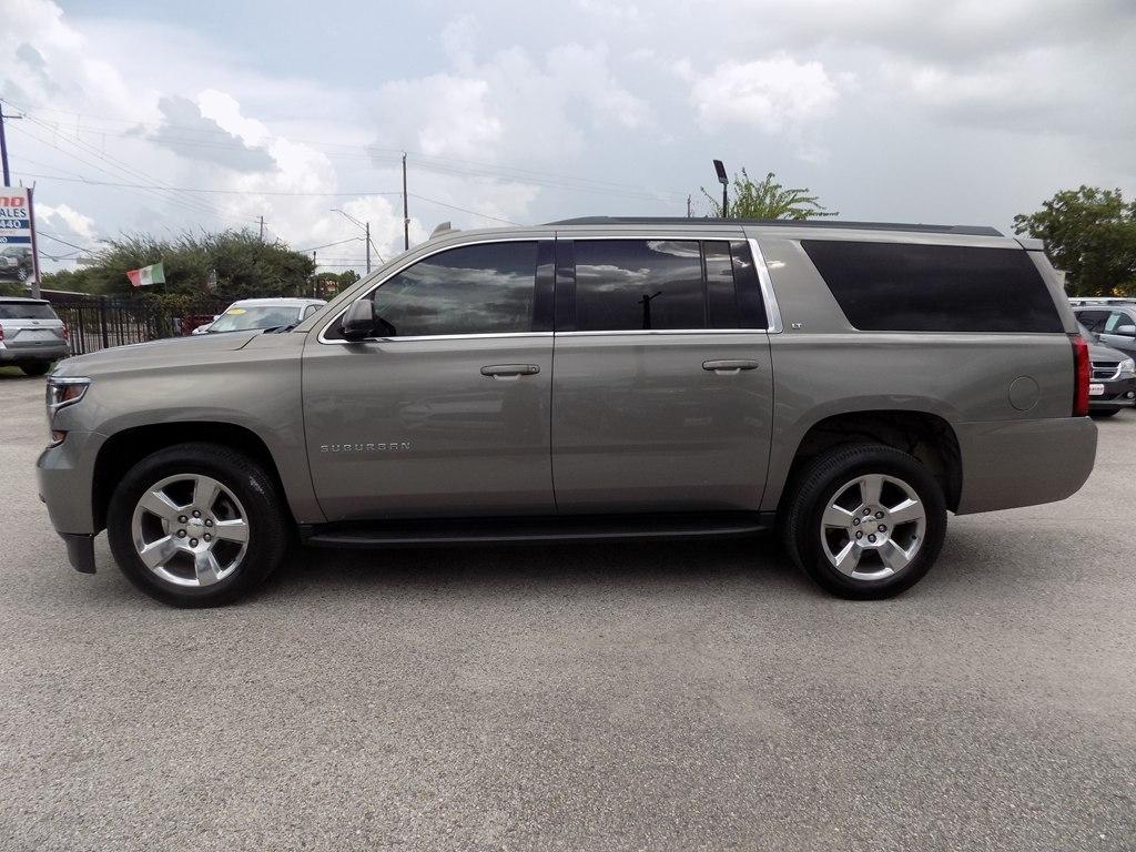 Chevrolet Suburban LT 2WD 2018