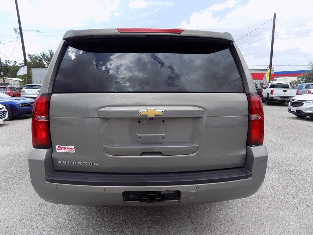 Chevrolet Suburban LT 2WD 2018