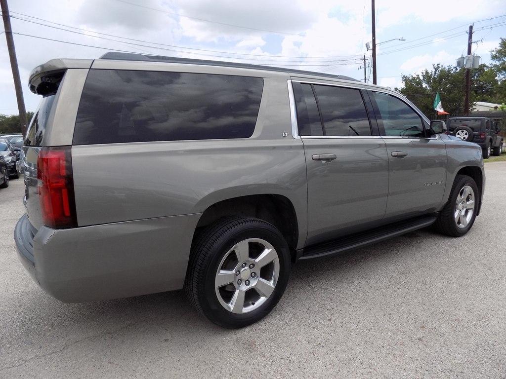 Chevrolet Suburban LT 2WD 2018