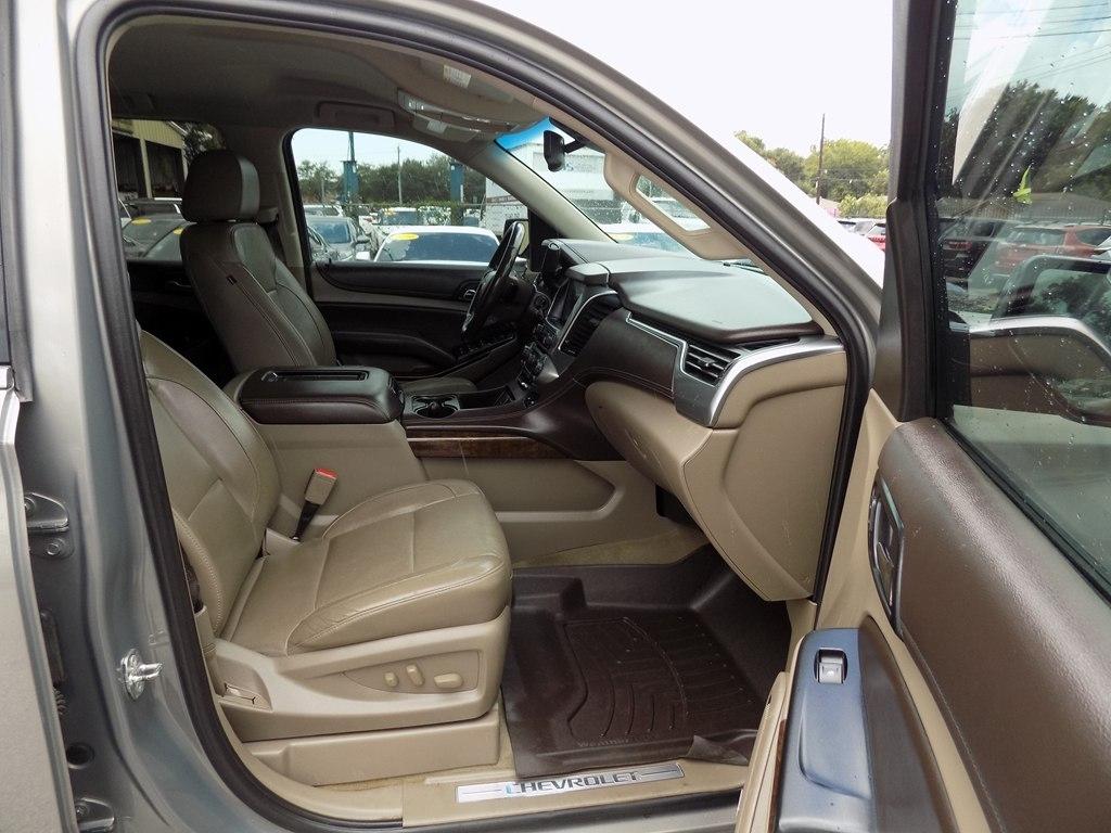 Chevrolet Suburban LT 2WD 2018