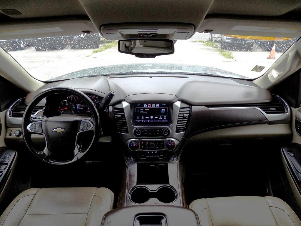 Chevrolet Suburban LT 2WD 2018