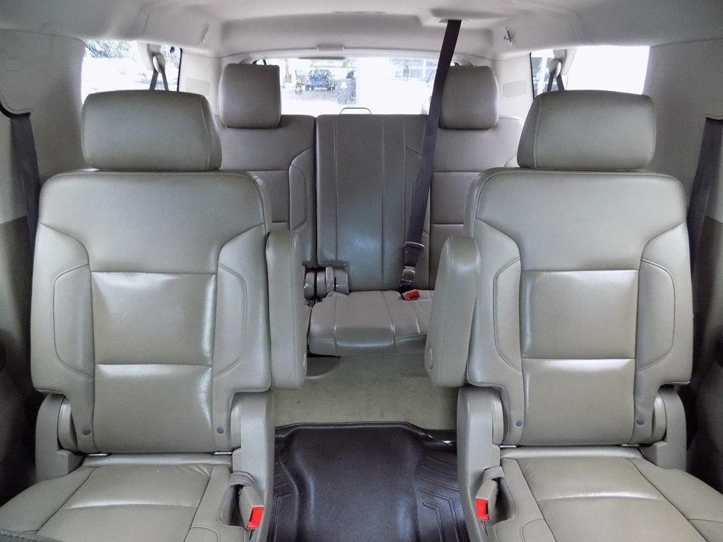 Chevrolet Suburban LT 2WD 2018