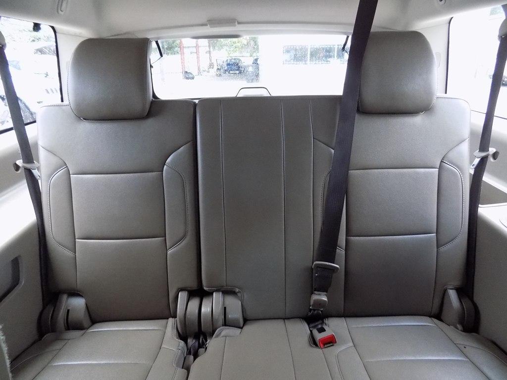 Chevrolet Suburban LT 2WD 2018