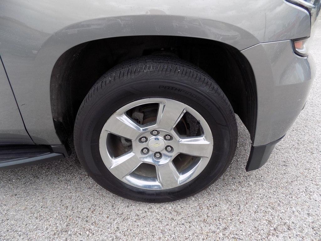 Chevrolet Suburban LT 2WD 2018
