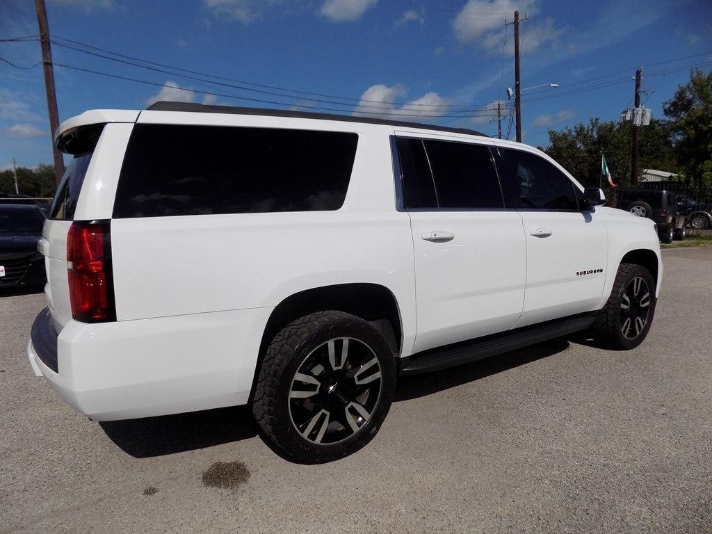 Chevrolet Suburban LT 2WD 2018