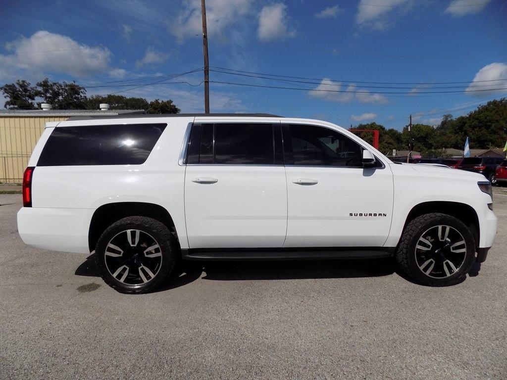 Chevrolet Suburban LT 2WD 2018