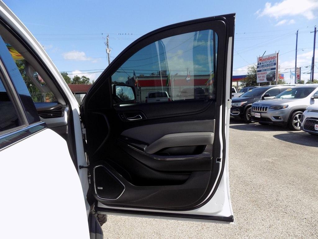Chevrolet Suburban LT 2WD 2018