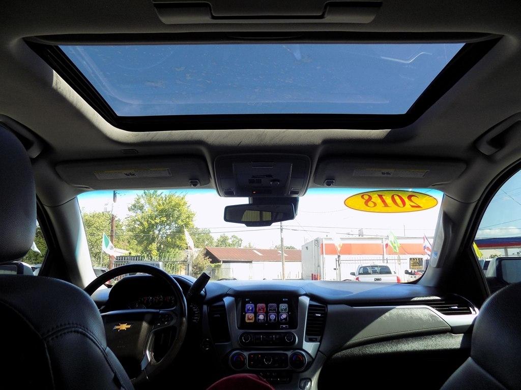 Chevrolet Suburban LT 2WD 2018