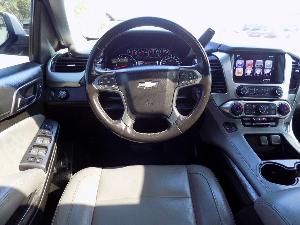 Chevrolet Suburban LT 2WD 2018
