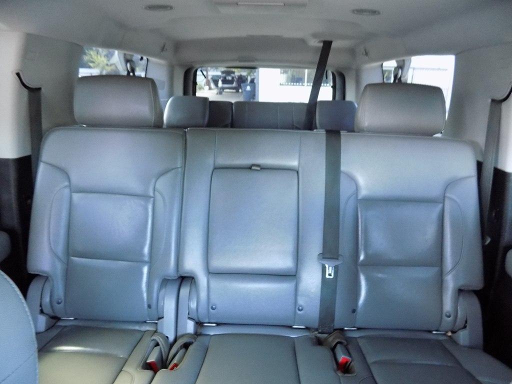 Chevrolet Suburban LT 2WD 2018