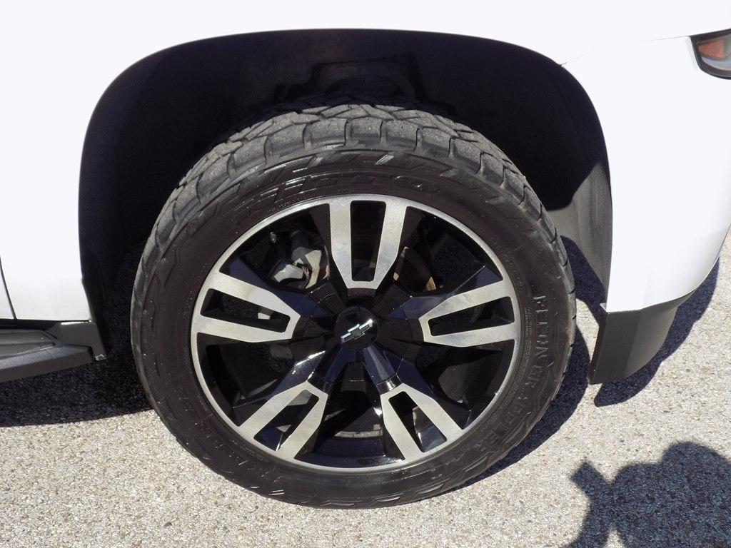 Chevrolet Suburban LT 2WD 2018