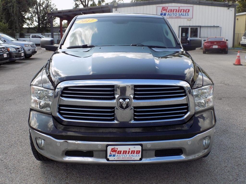 RAM 1500 SLT Crew Cab SWB 2WD 2017
