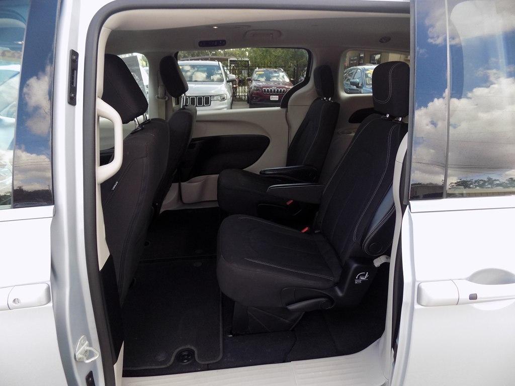 Chrysler Voyager LX 2022