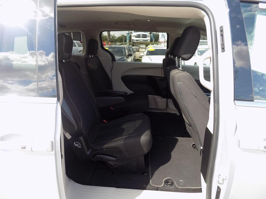 Chrysler Voyager LX 2022