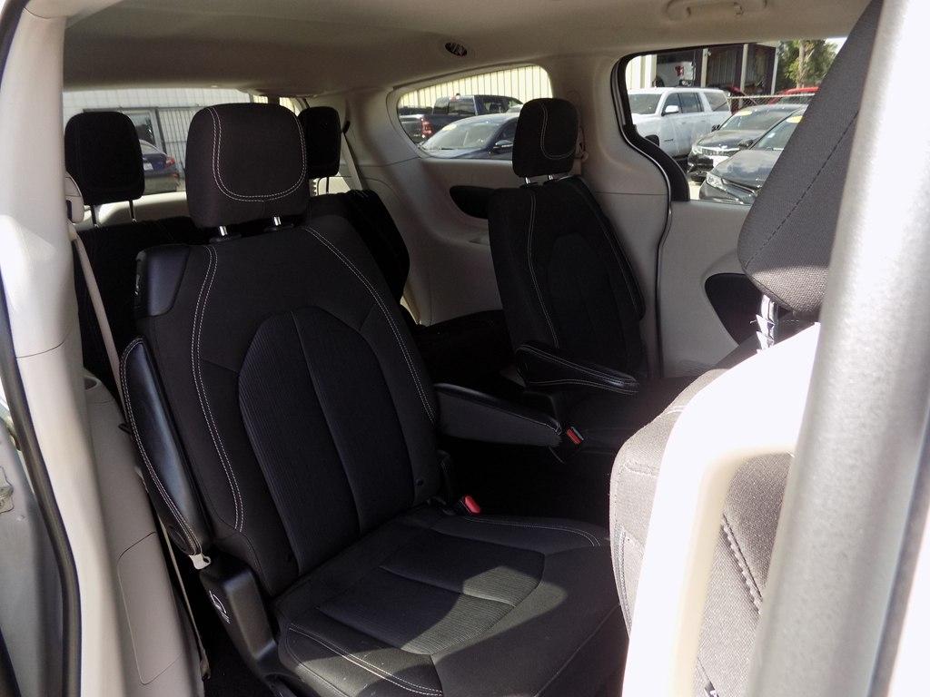 Chrysler Voyager LX 2022