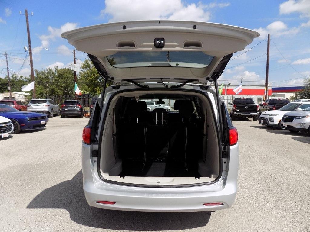 Chrysler Voyager LX 2022