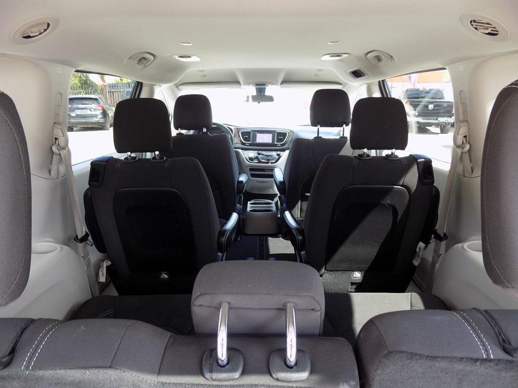 Chrysler Voyager LX 2022