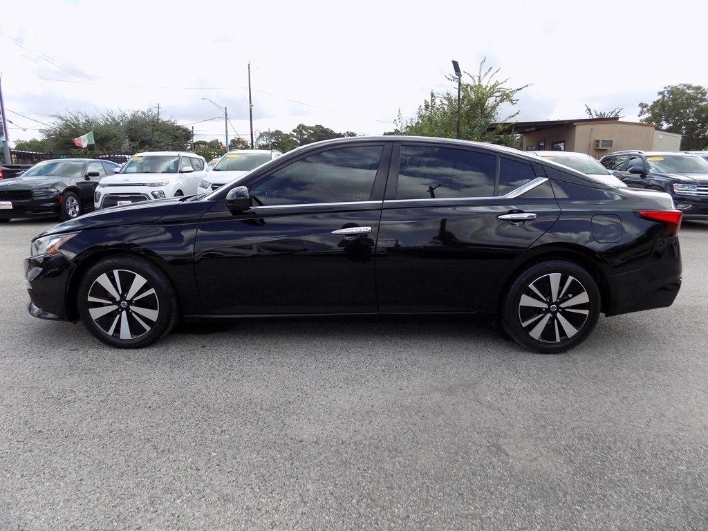 Nissan Altima 2.5 SV 2021