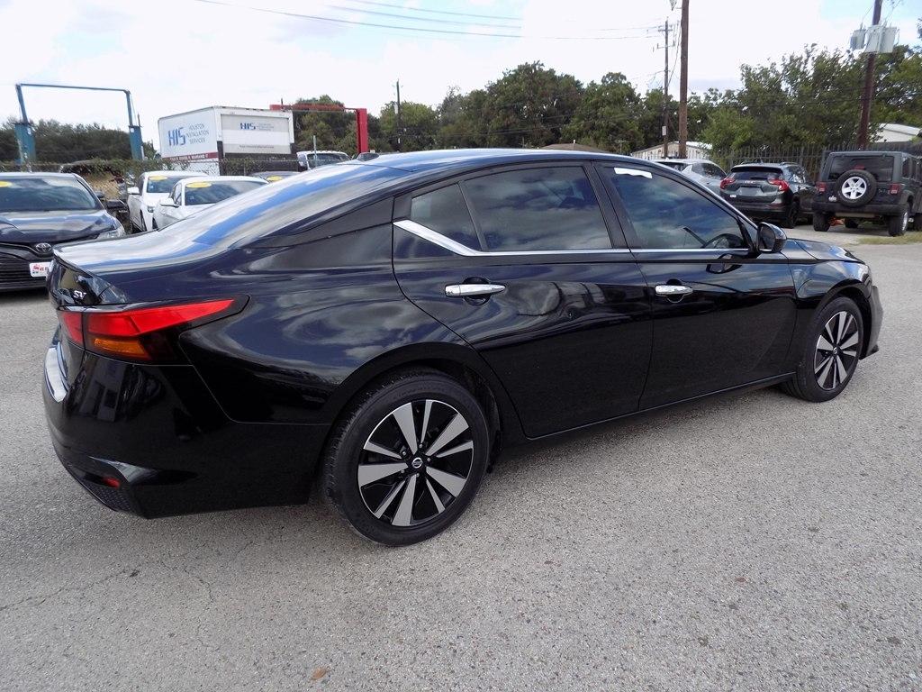 Nissan Altima 2.5 SV 2021