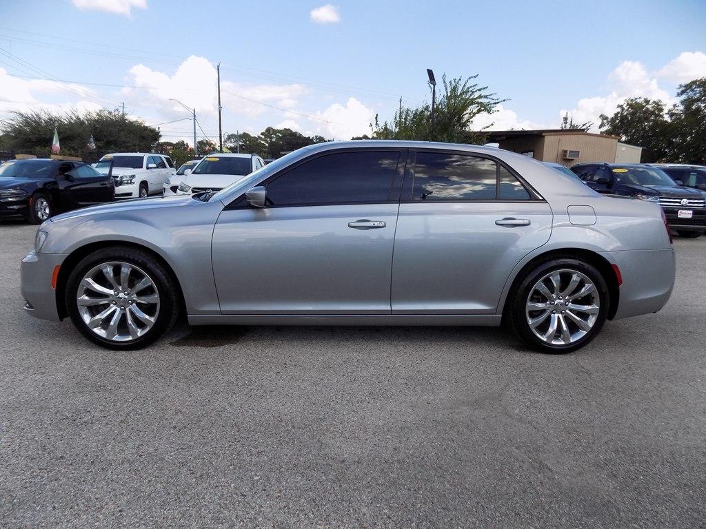 Chrysler 300 S V6 RWD 2018