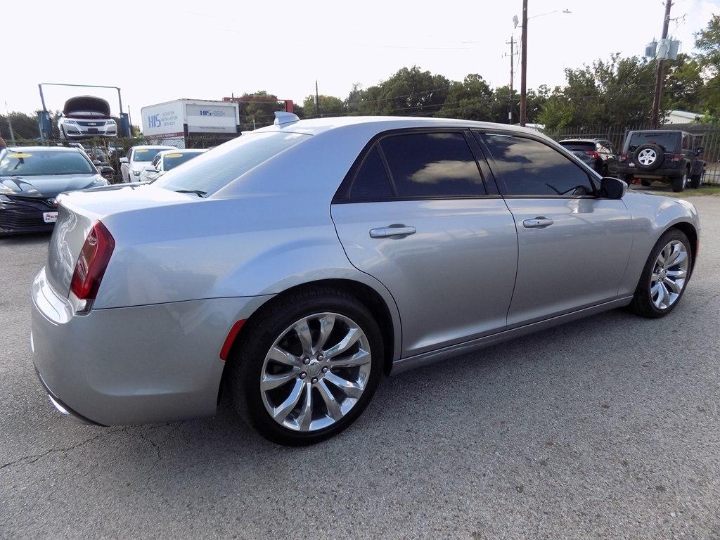 Chrysler 300 S V6 RWD 2018