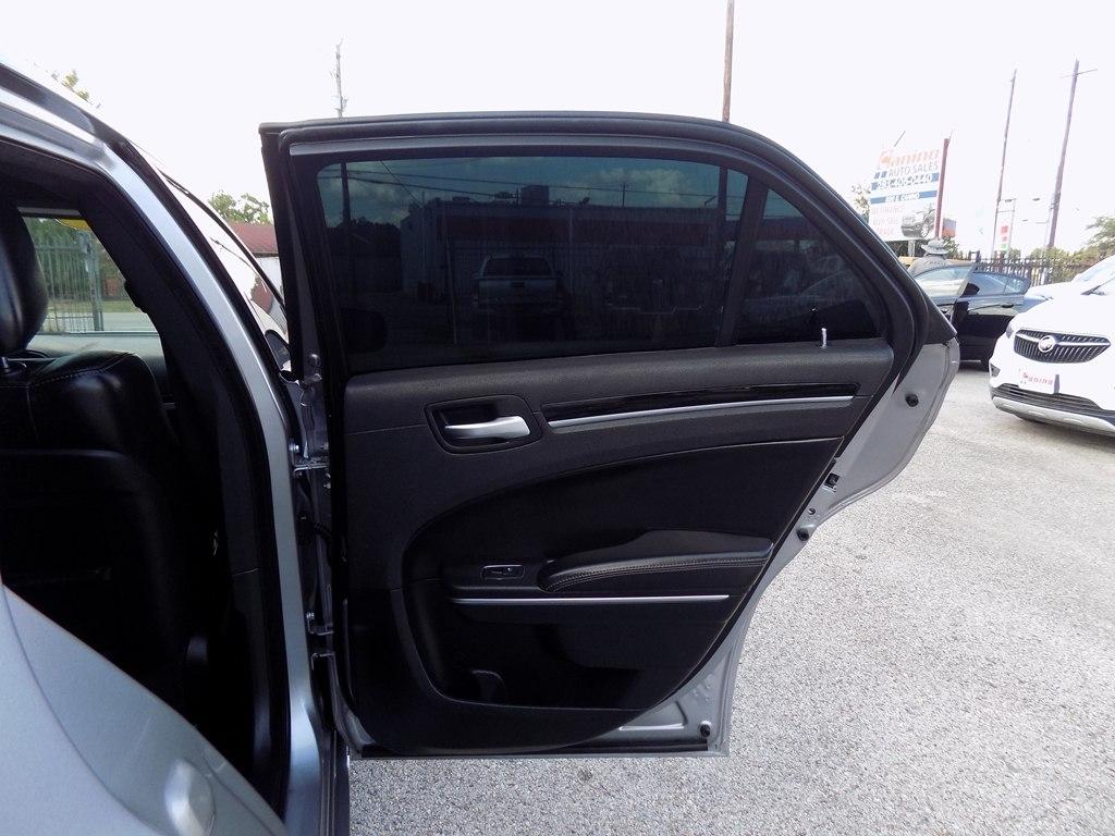 Chrysler 300 S V6 RWD 2018